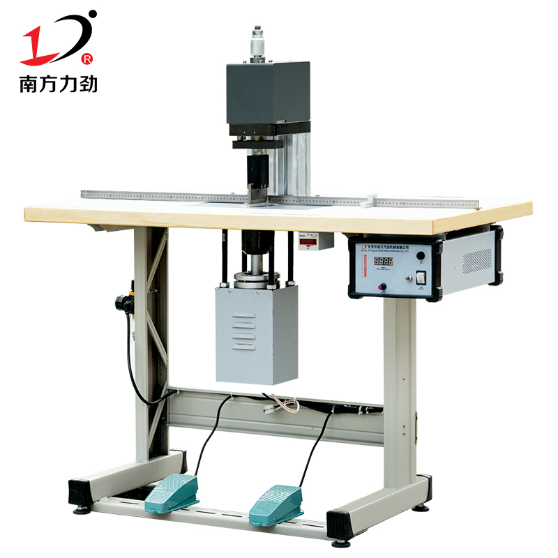追頻款半自動(dòng)超聲波剪切機(jī)